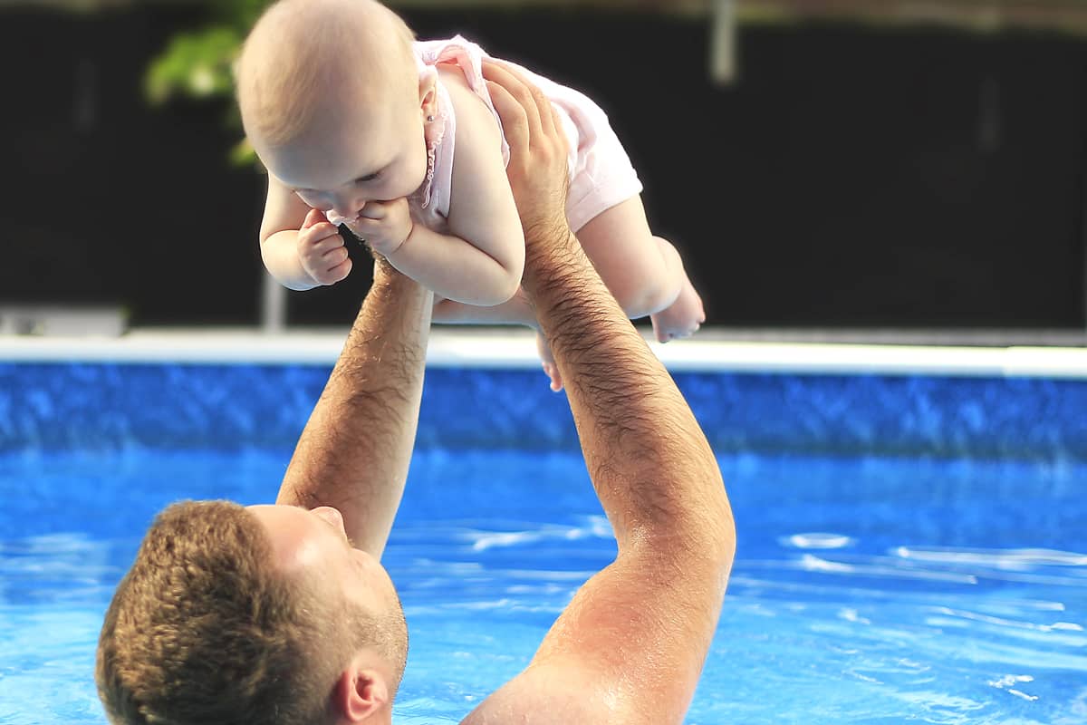 Tips for your baby's first swimming lesson 8