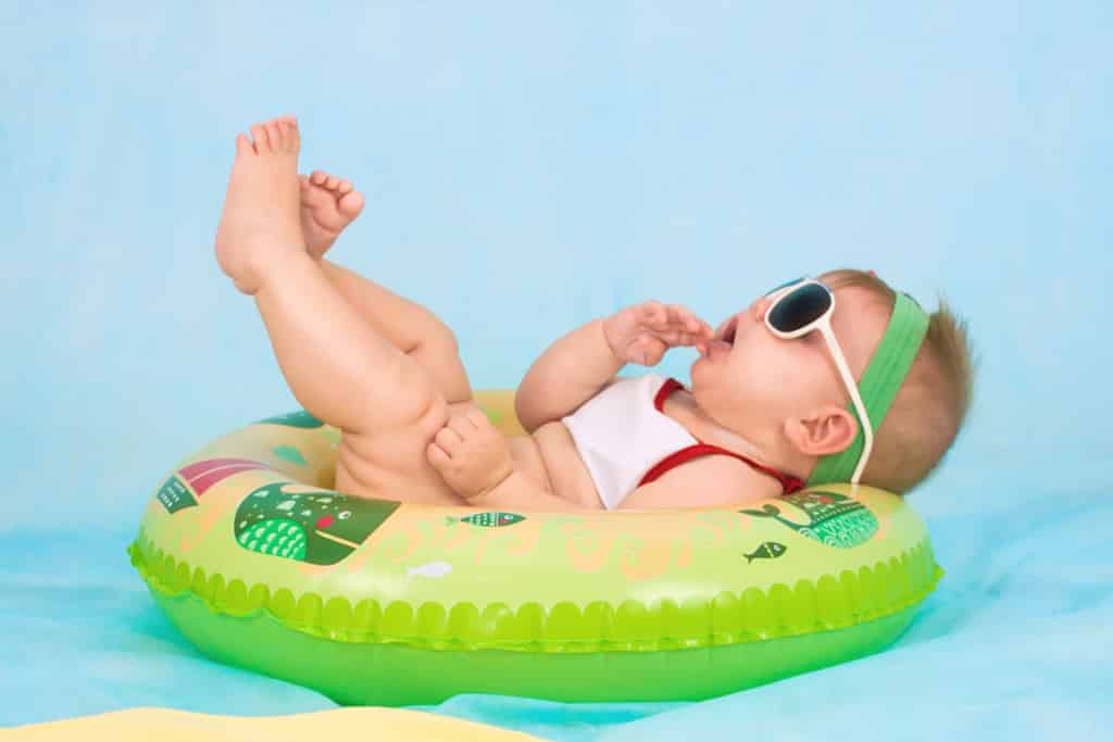 Tips for your baby's first swimming lesson 2